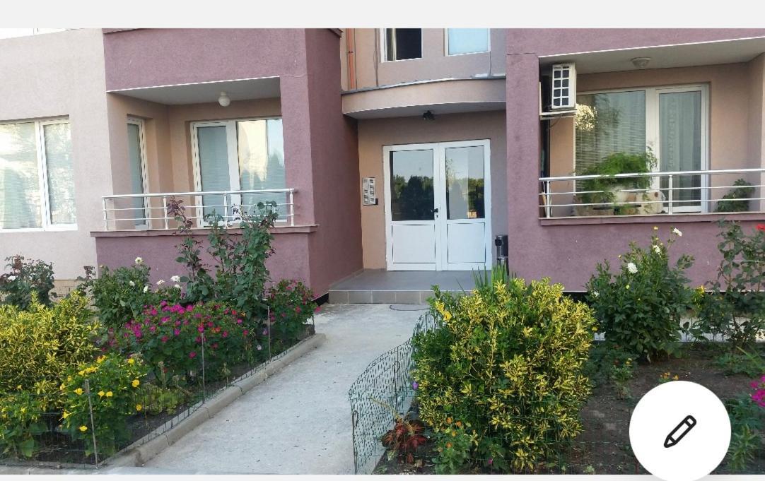 Dimitrov Apartments Бургас Экстерьер фото
